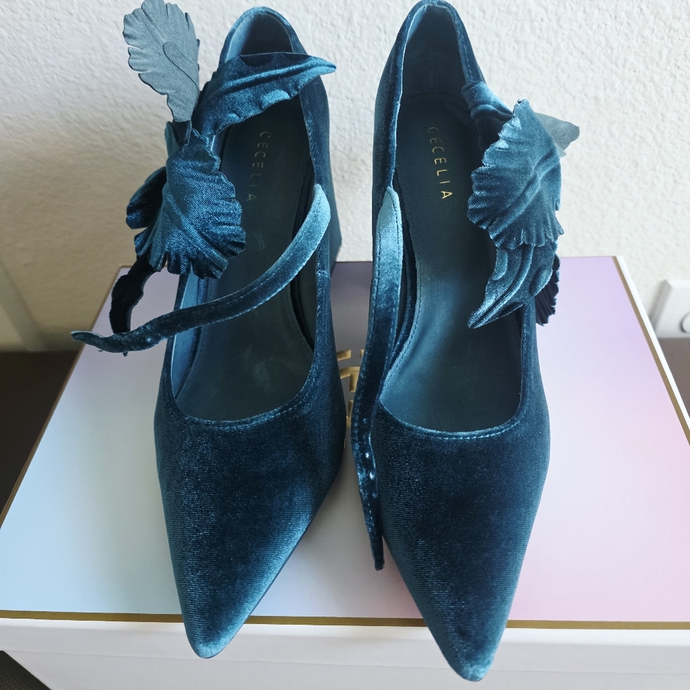 Cecelia New York Blue Velvet Heels
